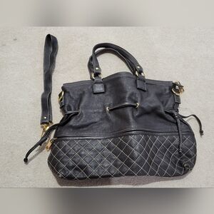 Chic Black Quilted Shoulder Bag